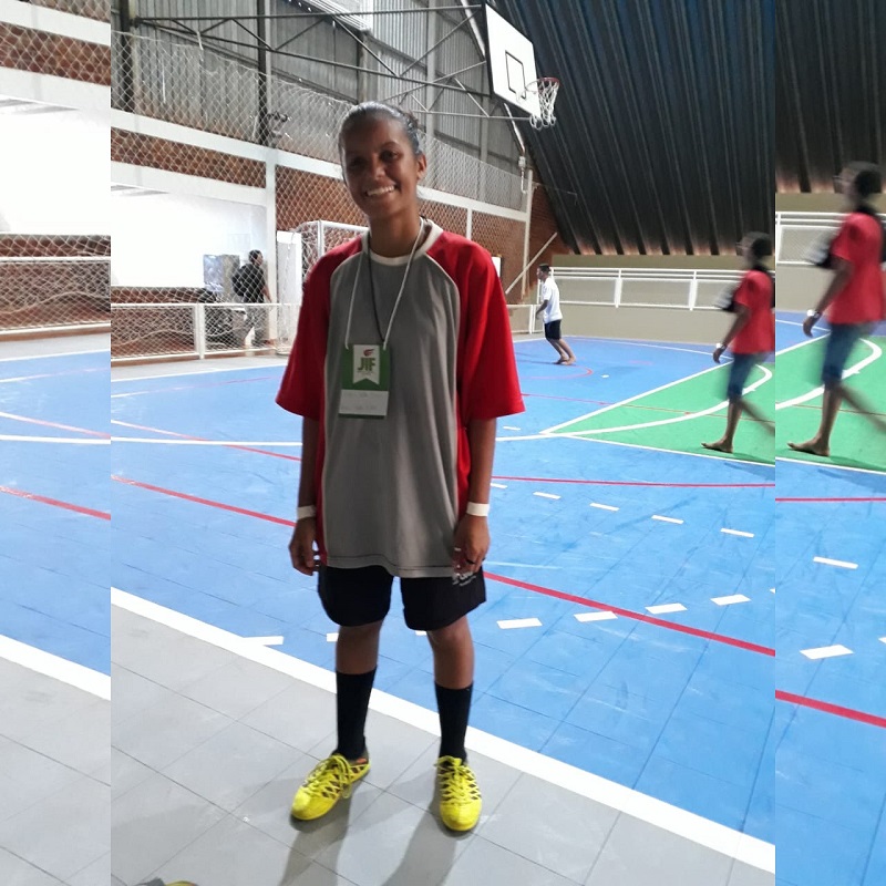 Estefanne Santos na última competição de Futsal no JIFGoiás